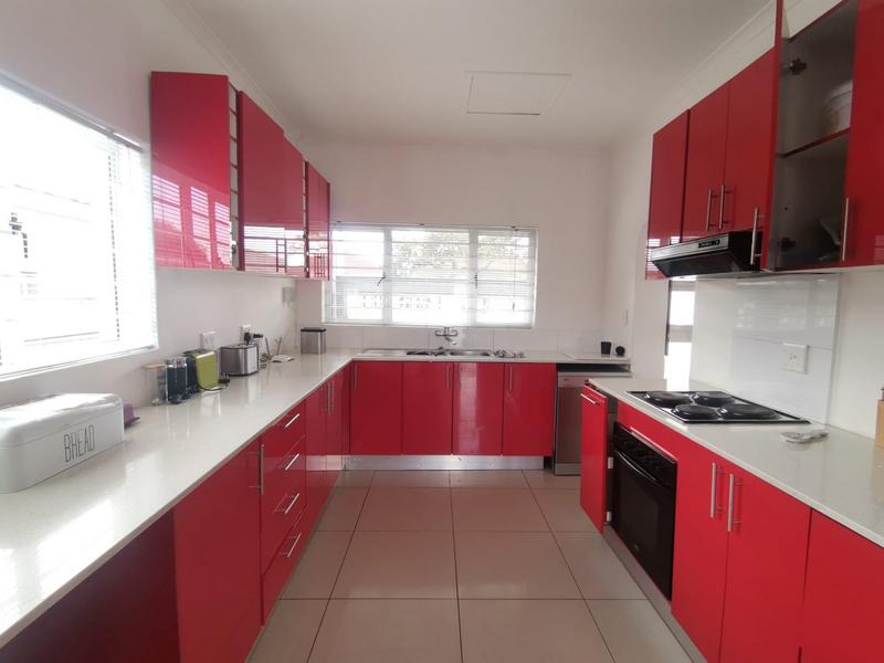7 Bedroom Property for Sale in Goodwood Estate Western Cape